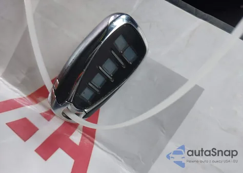 2018 Chevrolet Equinox Lt z USA, uszkodzony, nr VIN 3GNAXJEV3JS637217